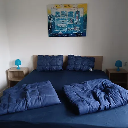 Leuchtturm Mit E-bike Verleih *